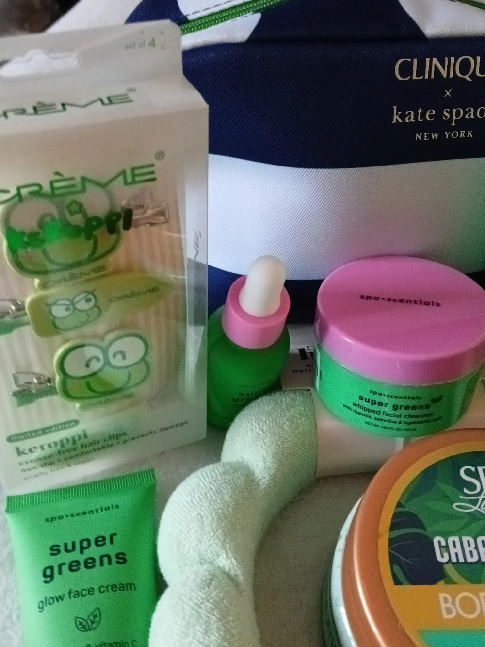 Clinique x Kate Spade x Creme Shop x Super Greens 16 PIECE Beauty Bundle & MORE!